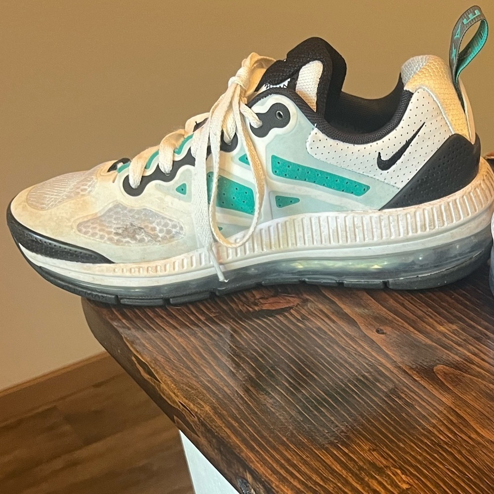 Men’s Nike Air Max Genome White Clear & Emerald - Picture 3 of 6